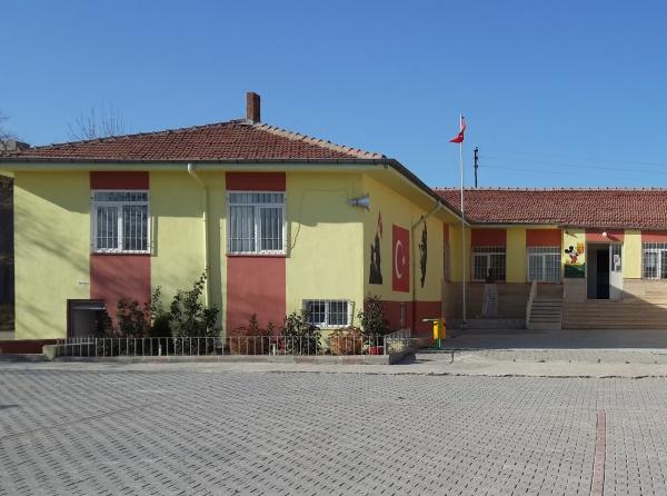 Çandır Cumhuriyet İlkokulu Fotoğrafı
